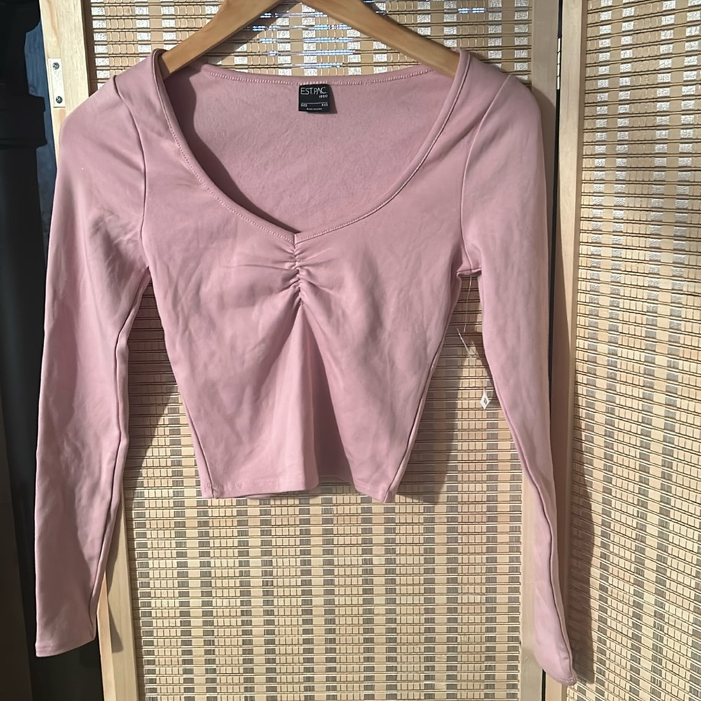 Women’s PacSun cropped long sleeve T-shirt size extra extra small new with tags